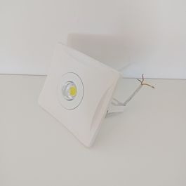 PROJECTEUR CARRE PLAT LED BLANC 30W 6000K