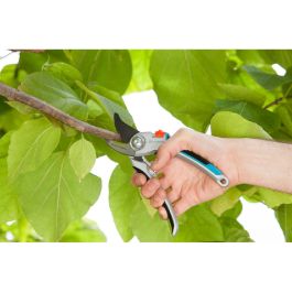 GARDENA - Sécateur alu à lame franche COMFORT B/L