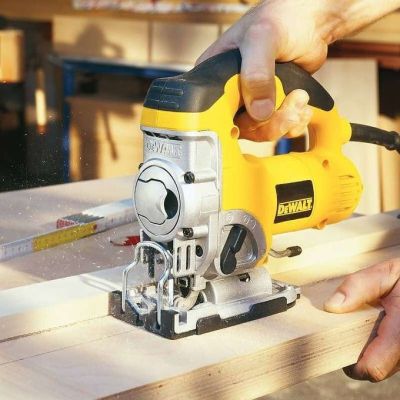 Scie Sauteuse DEWALT DW331KT-QS – 701W, poignée supérieure, Garantie 3 Ans