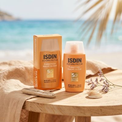 ISDIN Fusion Water Magic Glow Écran Solaire SPF50