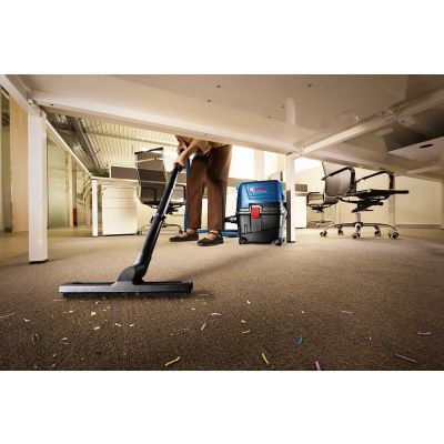 Aspirateur professionnel BOSCH eau et poussières 1100W 15 litres GAS 15 PS 