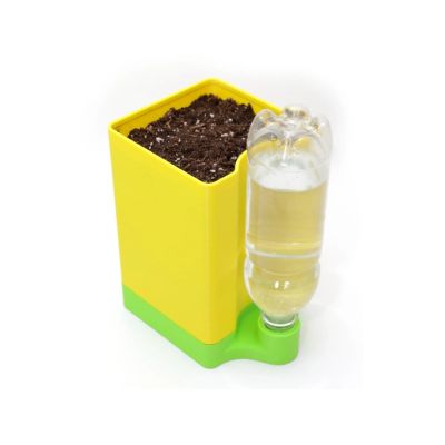 Pot/jardinière à arrosage automatique