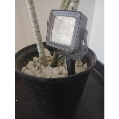 SPOT A PIQUET GRIS COB 6W 6500K 220V IP65